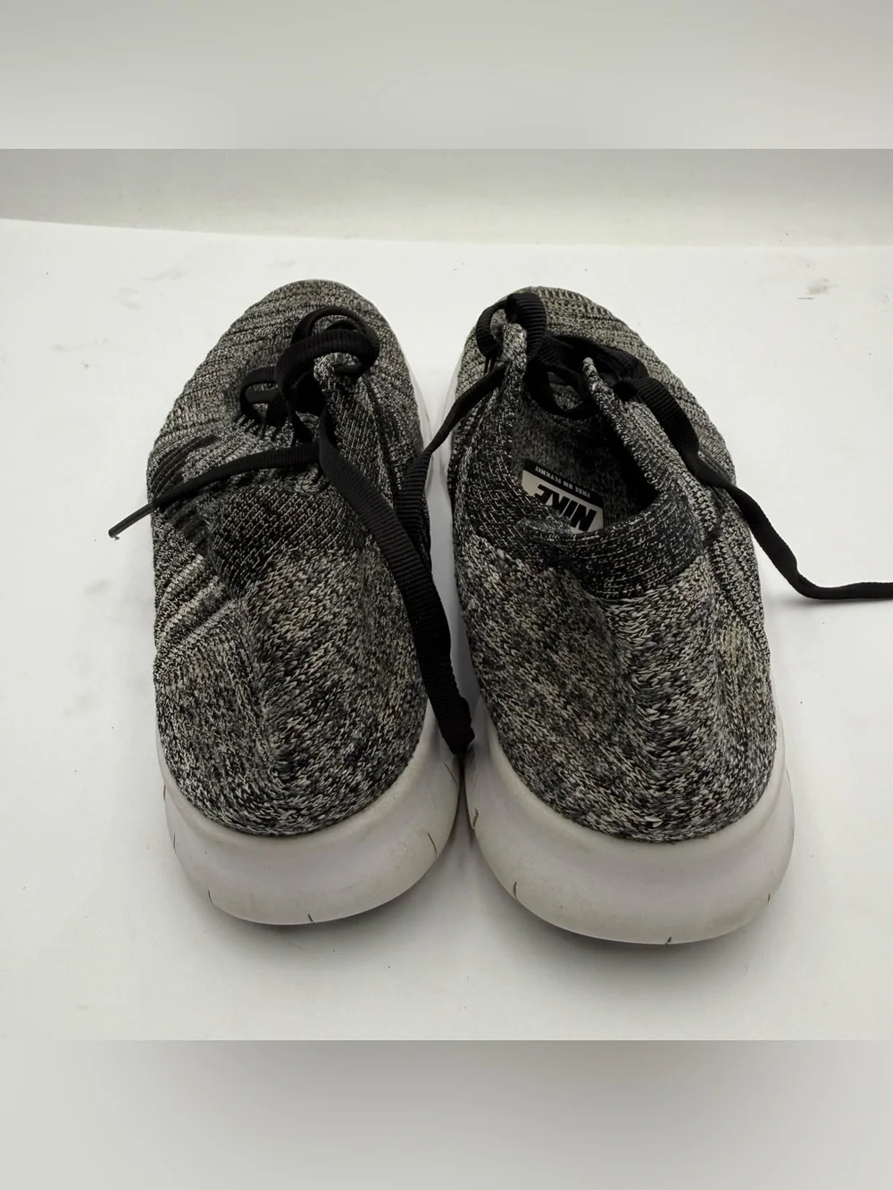 B45 Nike Free RN Flyknit Black White Oreo Running Shoes 7Y